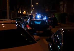 Cleveland police investigating car break-ins in neighborhood